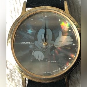 (910)Vintage disney LORUS  mickey holograph Mens 35MM japan quartz watch